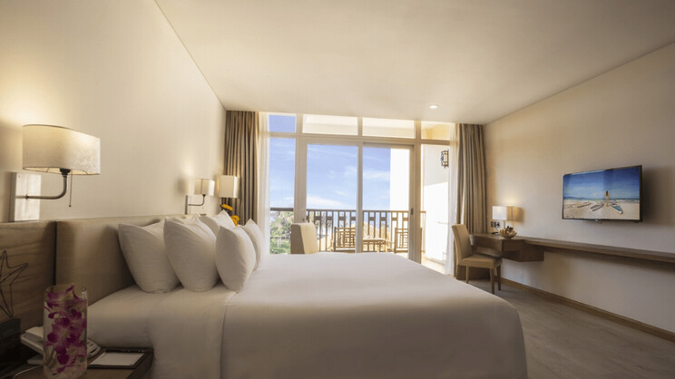 Premium Deluxe Garden View